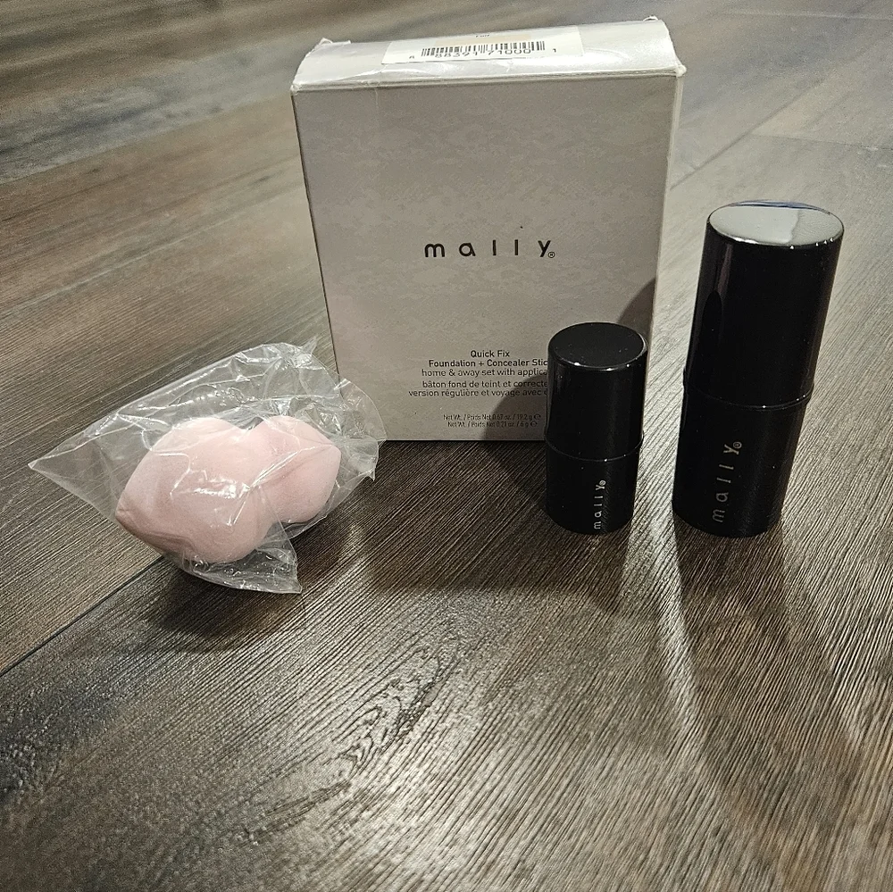 NIB Mally Quick Fix Foundation + 2 Concealer Stick Kit | Fair